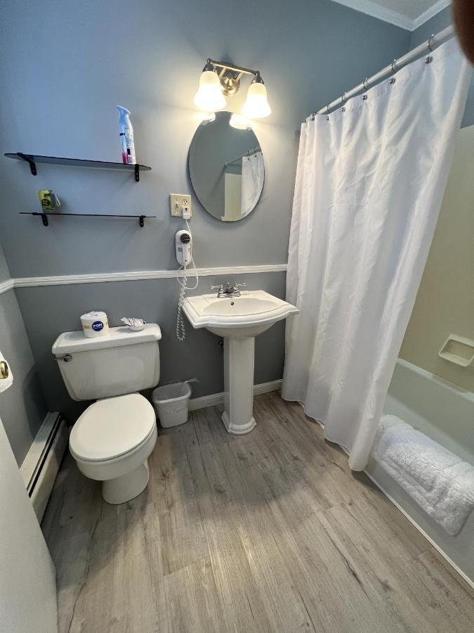 Alamoosook Lakeside Inn 올랜드 외부 사진
