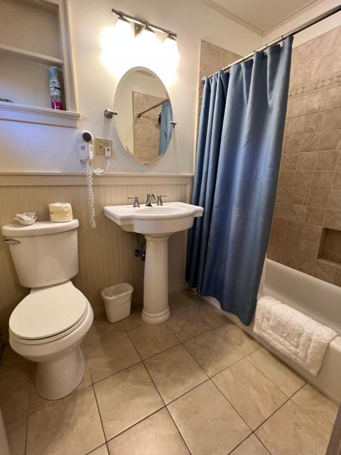 Alamoosook Lakeside Inn 올랜드 외부 사진